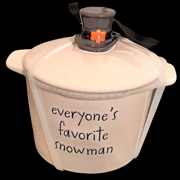 ⛄️ FROSTY Rae Dunn Baker ⛄️ - Picture 2 of 2